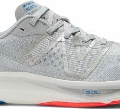 Running shoes New Balance FuelCell Rebel v3