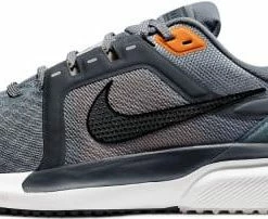Running shoes Nike Air Zoom Vomero 16