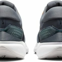 Running shoes Nike Air Zoom Vomero 16 -Silver running shoes Cheap Store nike air zoom vomero 16 402942 da7245 009 960