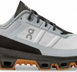 Trail shoes On Running Cloudventure 2